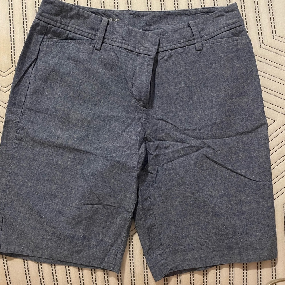 NWOT Talbots Chambray Perfect Short 2.